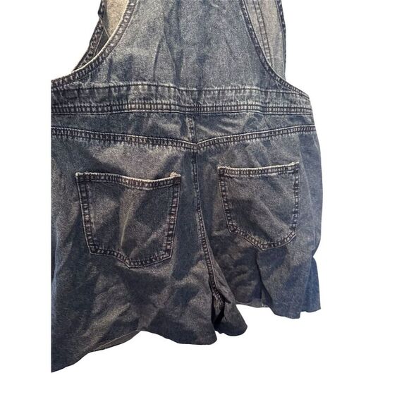 Tinseltown Blue Denim Overall shorts Size XL NWT - Picture 4 of 15